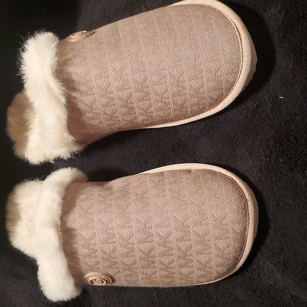 Michael Kors Slide on Slippers